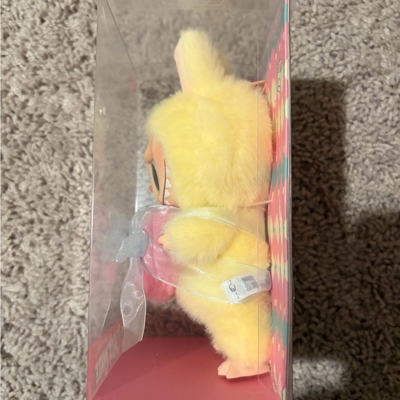 Labubu The Monsters - LET’S CHECKMATE KING & QUEEN (set of 2) - Picture 7 of 10